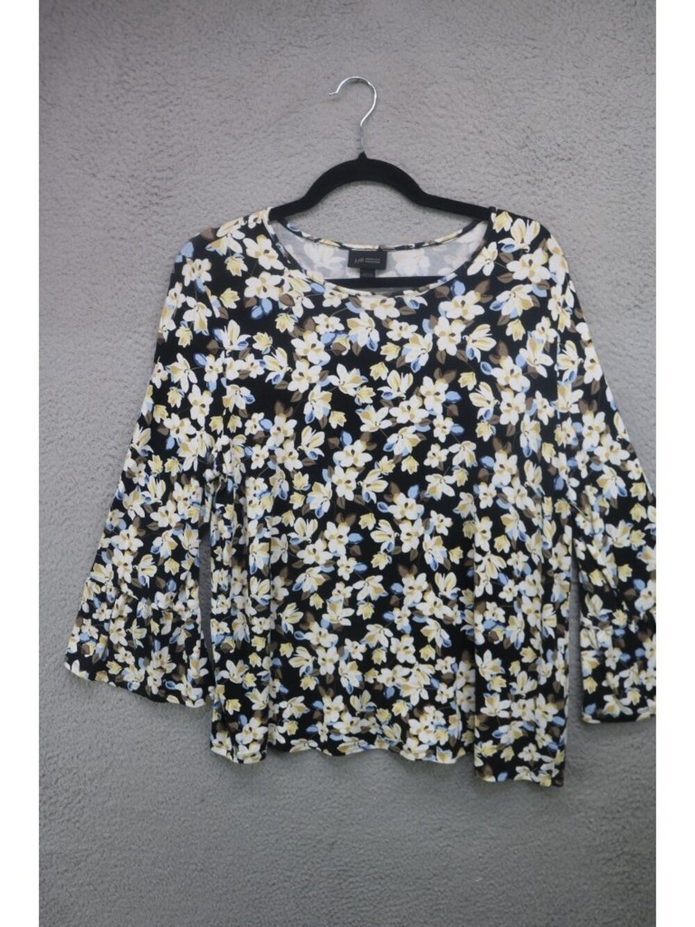 J.Jill‎ Wearever Long Bell Sleeve Dark Floral Tunic-Size Medium-Whimsigoth-Soft